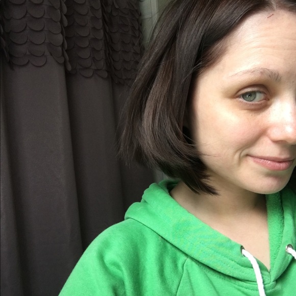 Meet your Posher, Haley - Picture 1 of 1